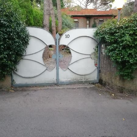 La Casa Di Duccio Con Parcheggio Gratuito Lägenhet Florens Exteriör bild
